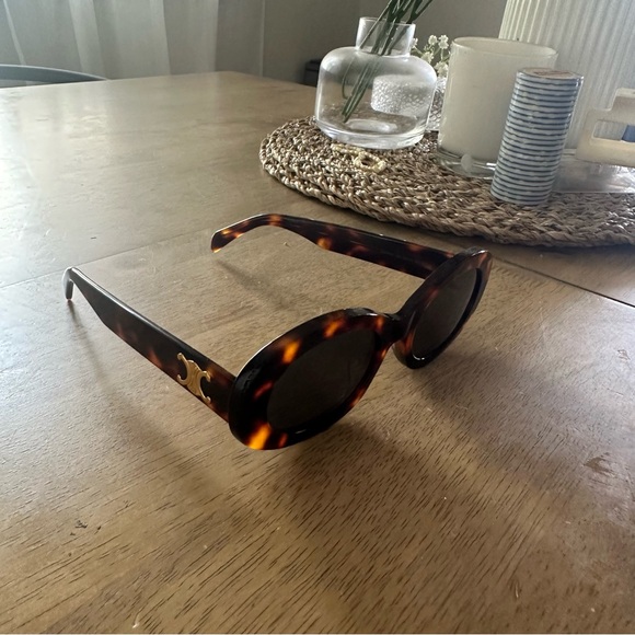 Celine triomphe sunglasses - Picture 1 of 5